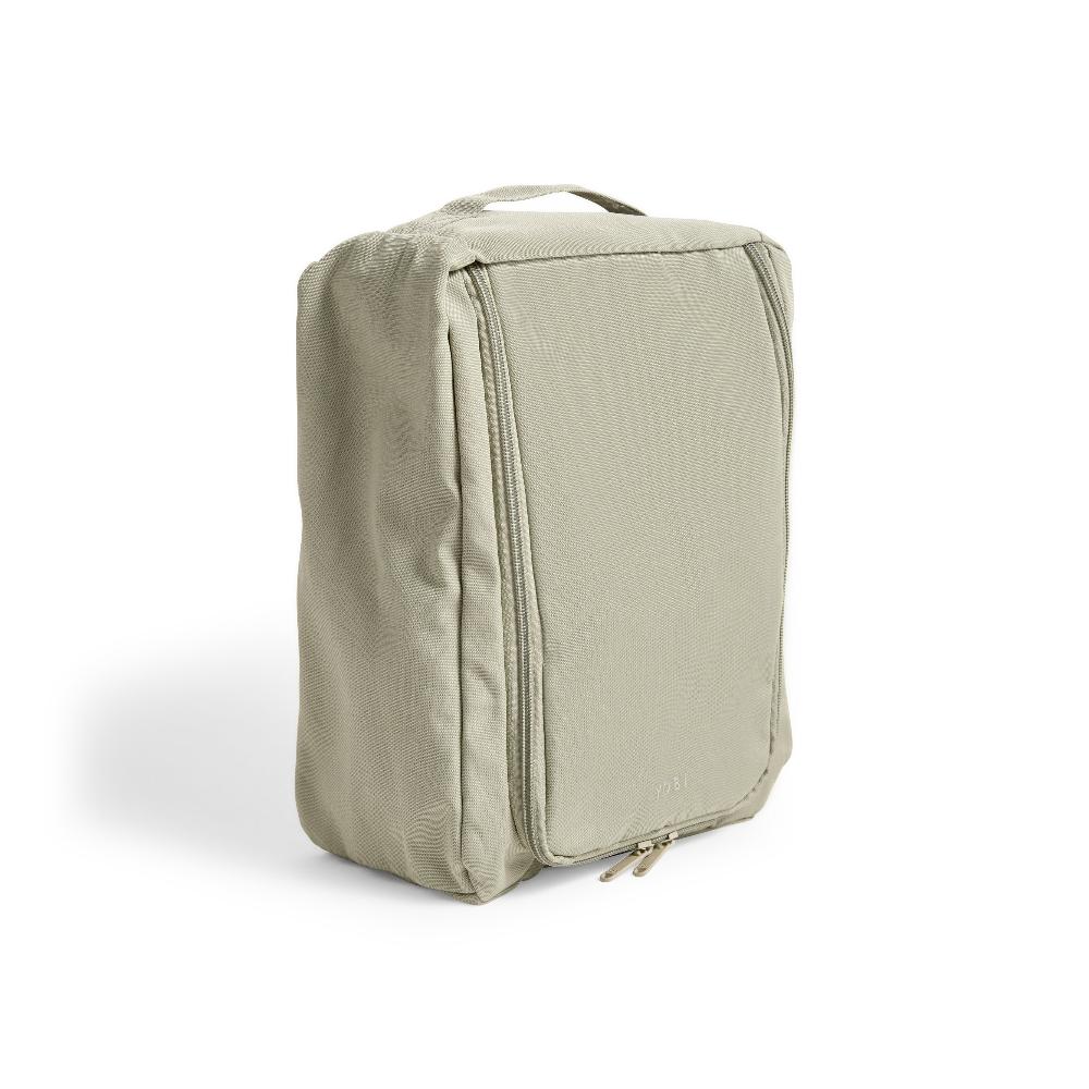 Multi-Pocket Shoe Cube