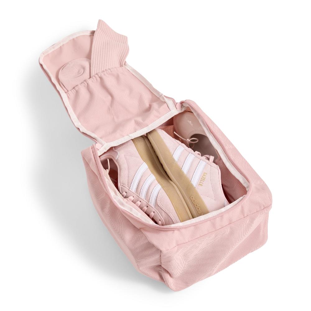 Multi-Pocket Shoe Cube