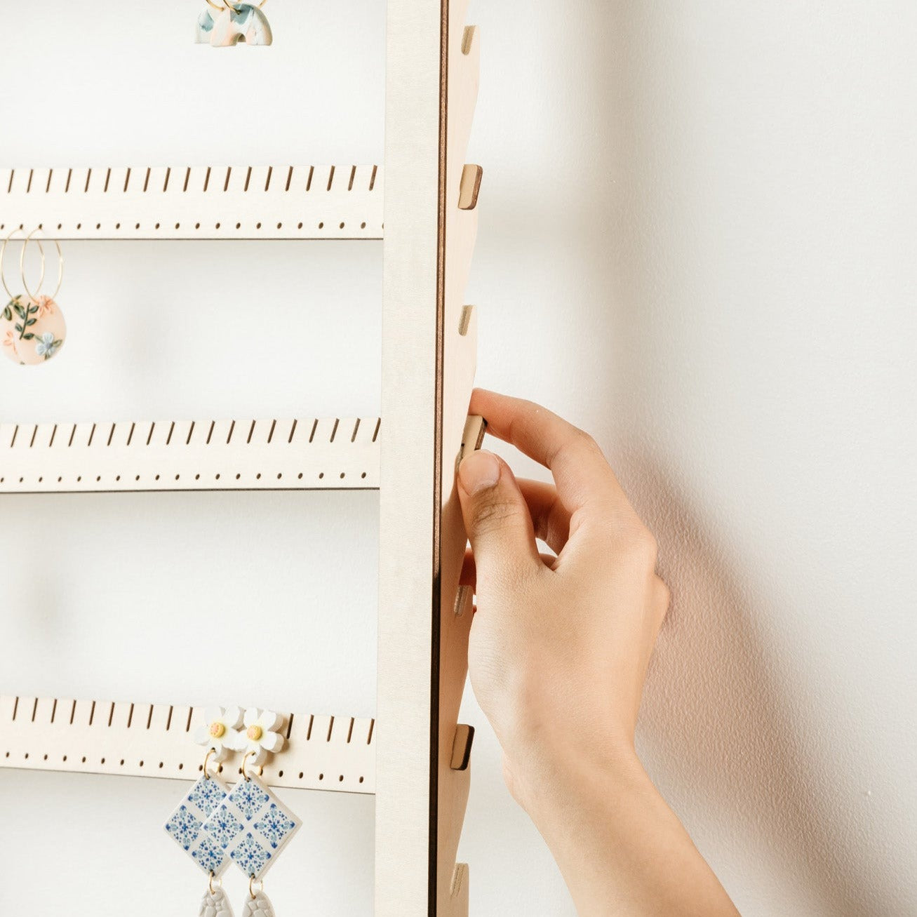 Hanging Adjustable Earring Holder - Grande
