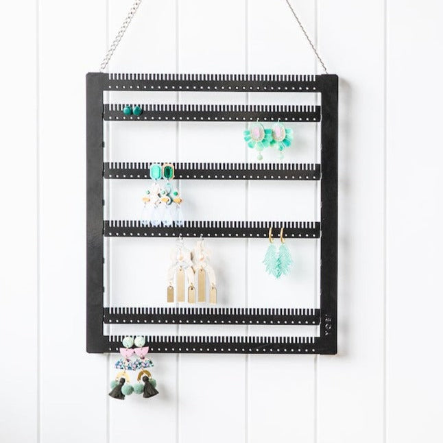 Hanging Adjustable Earring Holder - Luxe