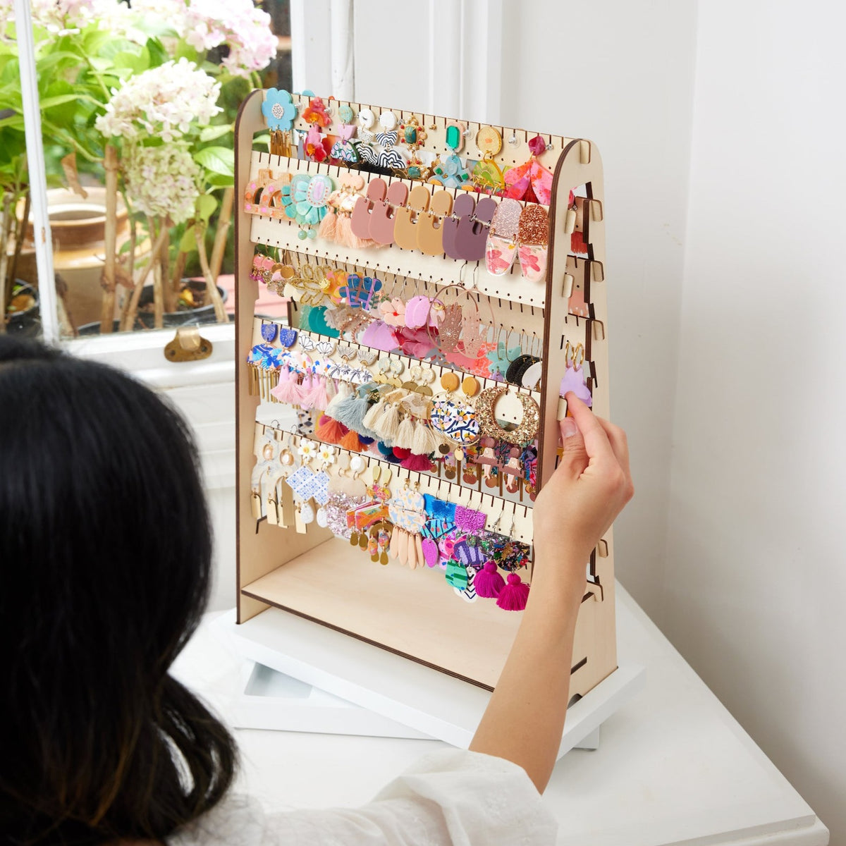 Adjustable Earring Stand - Customisable Jewellery Display